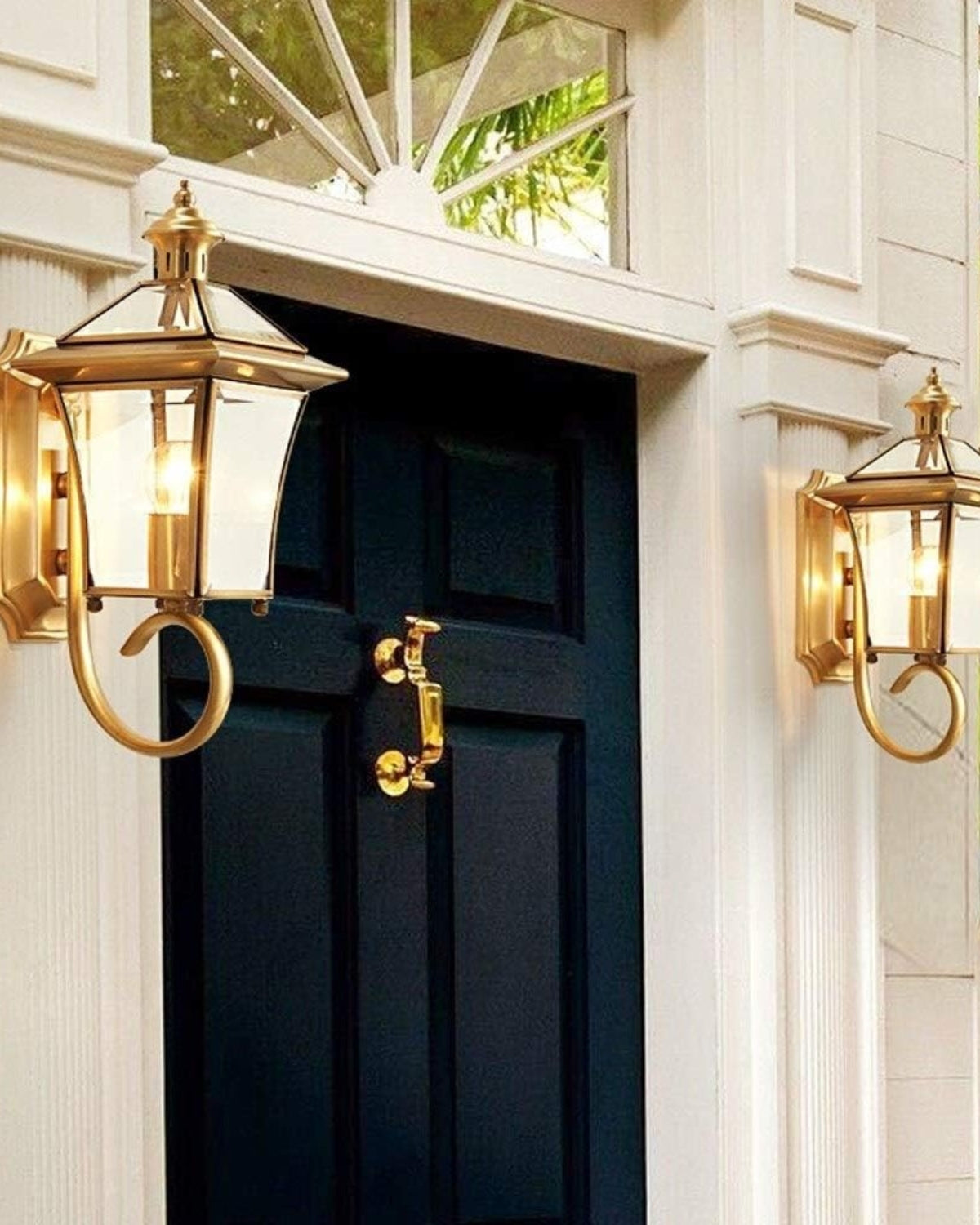 Le Lumière Dorée – Elegancka zewnętrzna lampa ścienna