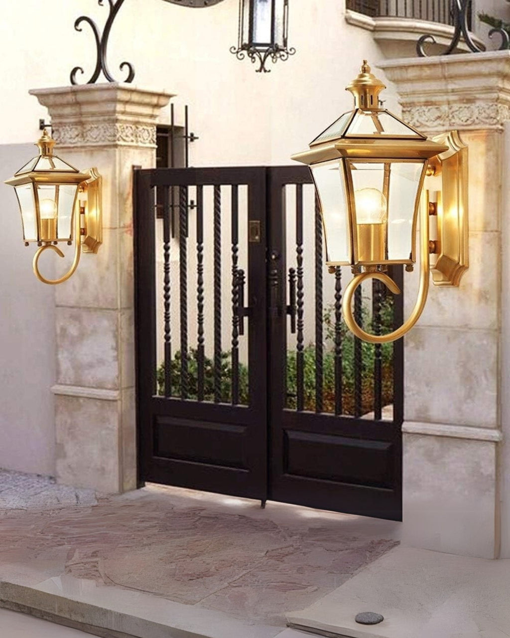 Le Lumière Dorée – Elegancka zewnętrzna lampa ścienna