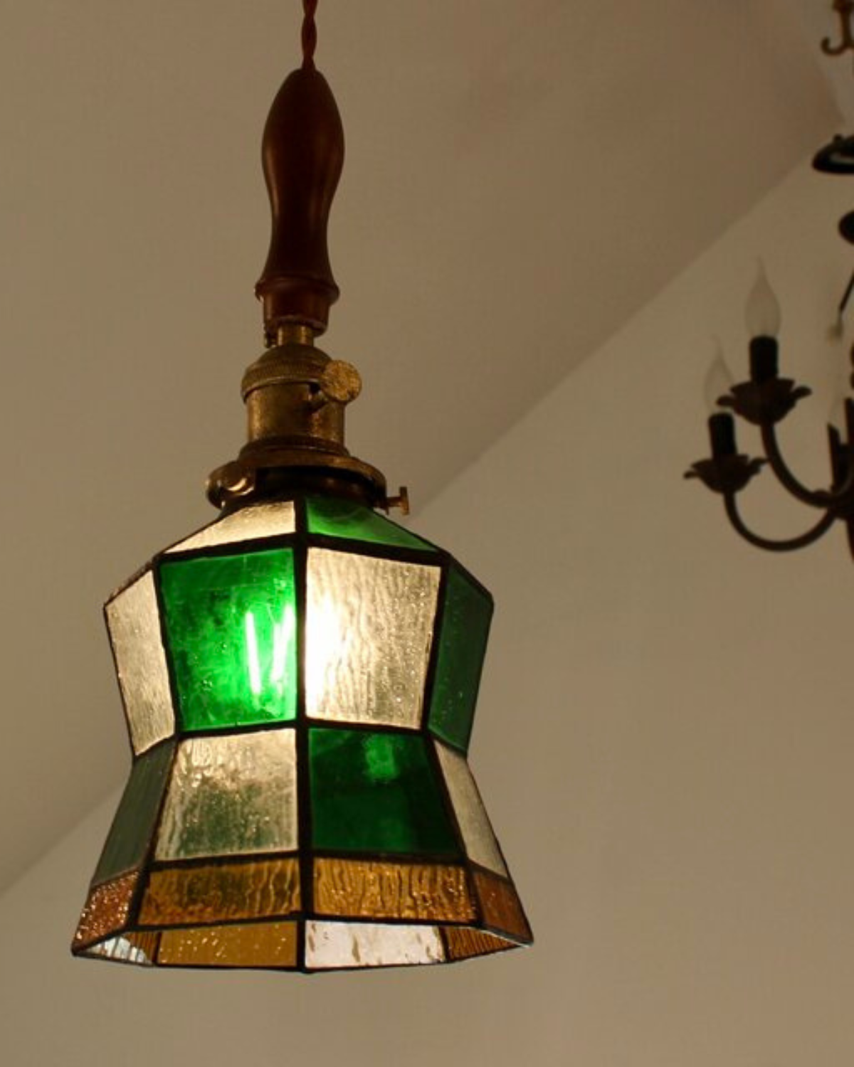 L'Illusion Dorée – Elegancka szklana lampa wisząca