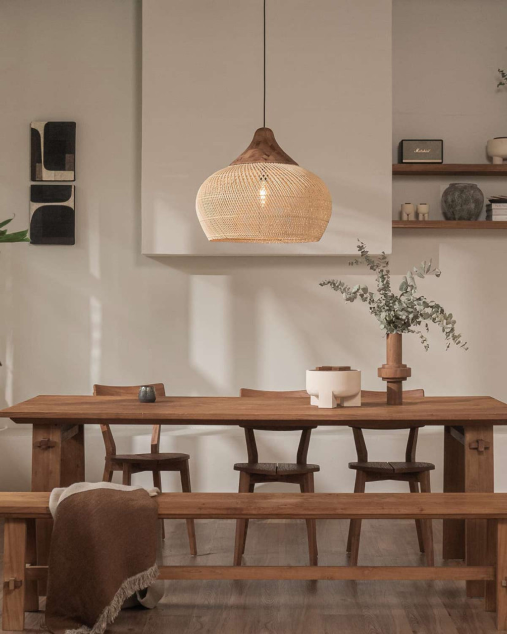 L’Orbe Céleste – Elegancka lampa wisząca z rattanu